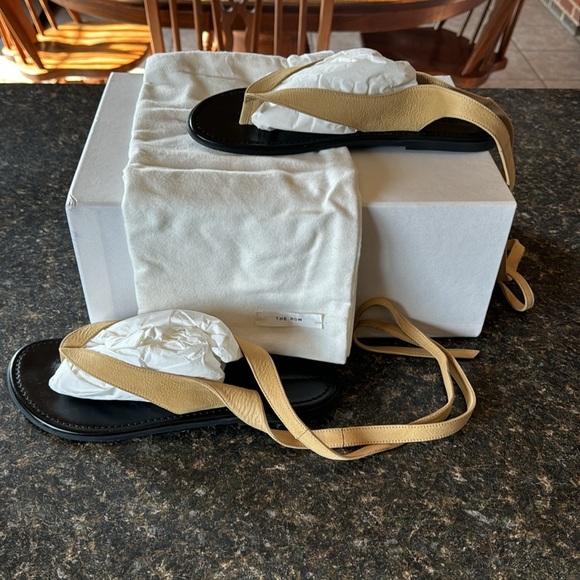 The Row women’s Beach Ankle Tie Sandal - Picture 5 of 11